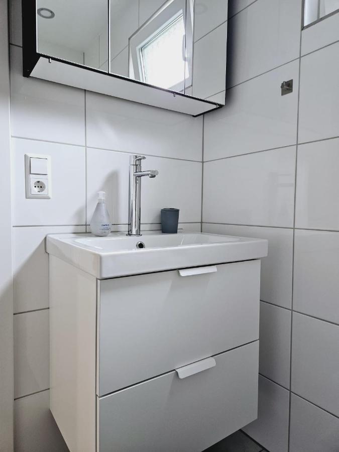 Weinstadt Monteurwohnnung Ferienwohnung エクステリア 写真