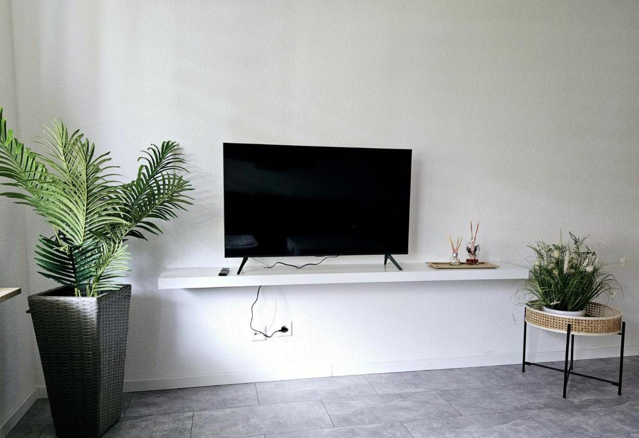 Weinstadt Monteurwohnnung Ferienwohnung エクステリア 写真