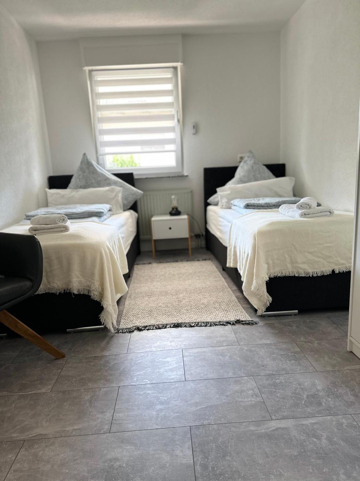 Weinstadt Monteurwohnnung Ferienwohnung エクステリア 写真